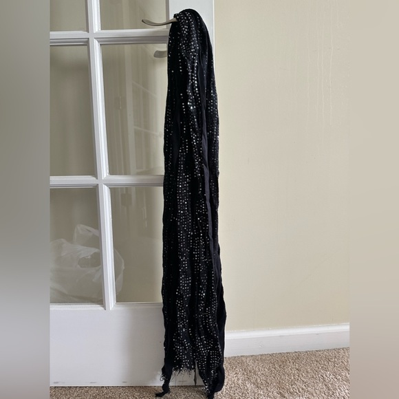 >20 Fashion Scarves as a set. Coach, Colts, etc - Picture 6 of 10